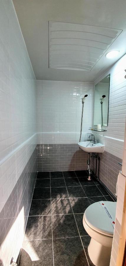 New Sun Guesthouse Myeongdong Seul Dış mekan fotoğraf